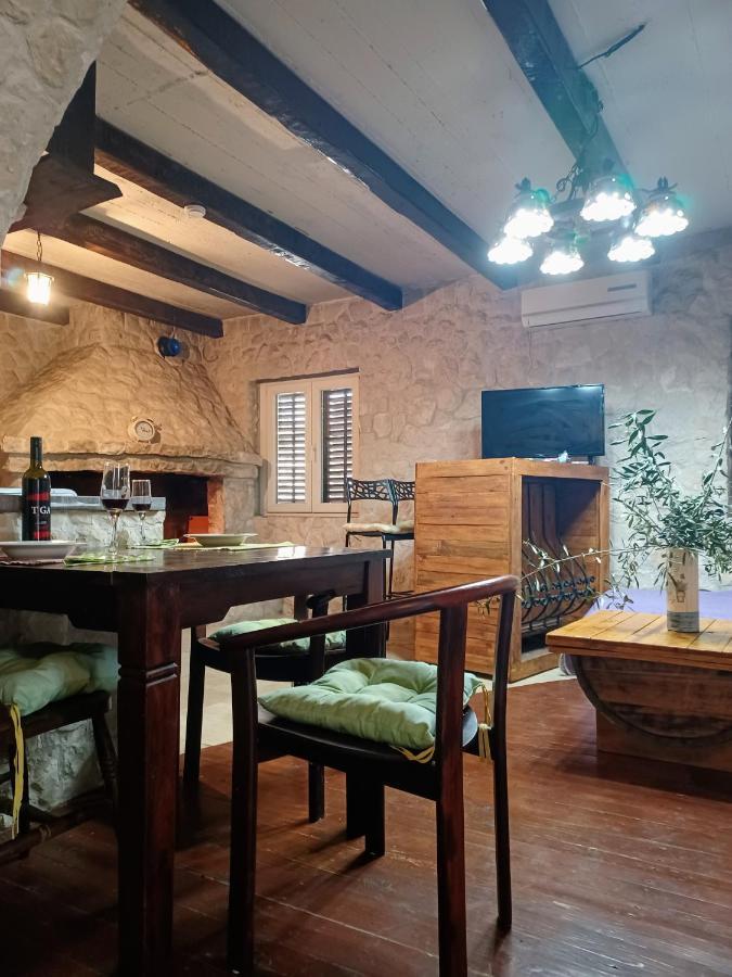 Dalmatia Rustica comfortable one bedroom+fireplace Zadar Exterior foto